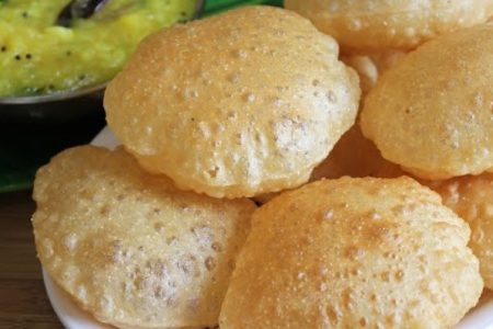 ഒട്ടും എണ്ണ കുടിക്കാത്ത സോഫ്റ്റ് ഗോതമ്പ് പൂരി..!!! ഇങ്ങനെ തയ്യാറാക്കി നോക്കൂ.. | Perfect Puffy Poori Recipe