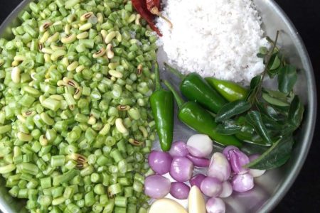 അപാര രുചിയിൽ അച്ചിങ്ങ പയർ തോരൻ ഇങ്ങനെ ഉണ്ടാക്കൂ.!! ഈ കറിയെ വെല്ലാൻ വേറെ കറി ഇല്ല; ഇത് നിങ്ങളെ കൊതിപ്പിക്കും.!! | Payar Thoran Recipe Malayalam