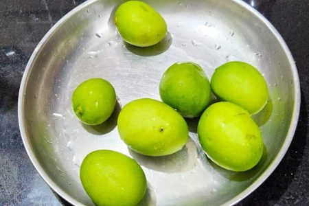 വാടി മുറ്റത്തു വീണ മാങ്ങാ കളയല്ലേ കാണു ഉഗ്രൻ ഐഡിയ.!! | Uppu Manga Making Recipe Malayalam