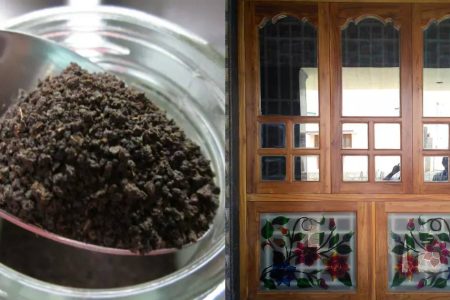 ഈ ഒരൊറ്റ വെള്ളം മതി വീട്ടിലെ ഗ്ലാസുകളും ജനലുകളും വെട്ടിത്തിളങ്ങുവാൻ; കുപ്പിയിലെ അഴുക്ക് കളയാൻ ഇതിലും എളുപ്പമായ മറ്റൊരു മാർഗ്ഗമില്ല.!! | Easy Cleaning Tips Use Tea Powder