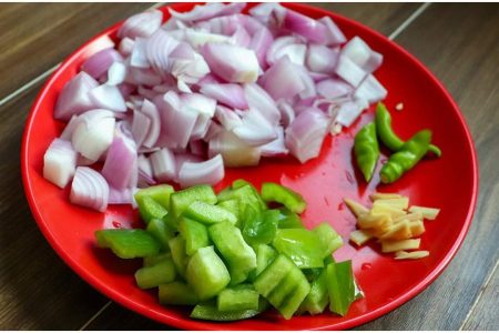 ഉള്ളി കറി ഇനി ഇങ്ങനെ ഒന്ന് ഉണ്ടാക്കി നോക്കൂ; വെറൈറ്റി ആഗ്രഹിക്കുന്നവർക്കു ഇഷ്ടപെടും തീർച്ച.!! | Special Ulli Curry Recipe