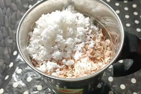 അവിലും ഇച്ചിരി തേങ്ങയും മിക്സിയിൽ ഇങ്ങനെ അടിച്ച് നോക്കൂ.!! മിനിറ്റുകൾക്കുള്ളിൽ കഴിച്ചാലും മതിവരാത്ത കിടിലൻ പലഹാരം.. | Aval Coconut Snack Recipe