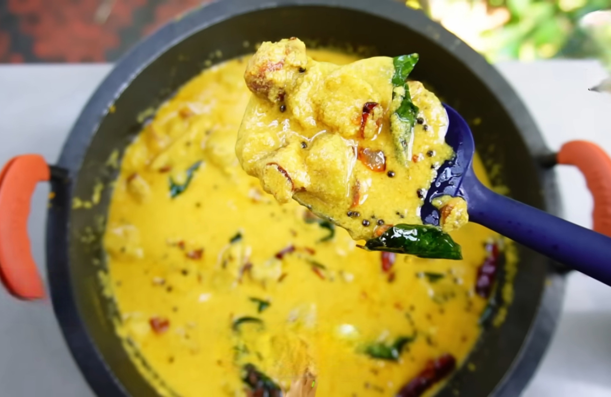 Special Nadan Ozhichu Curry