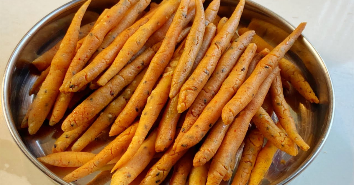 Crispy Rice Flour Fingers Snack